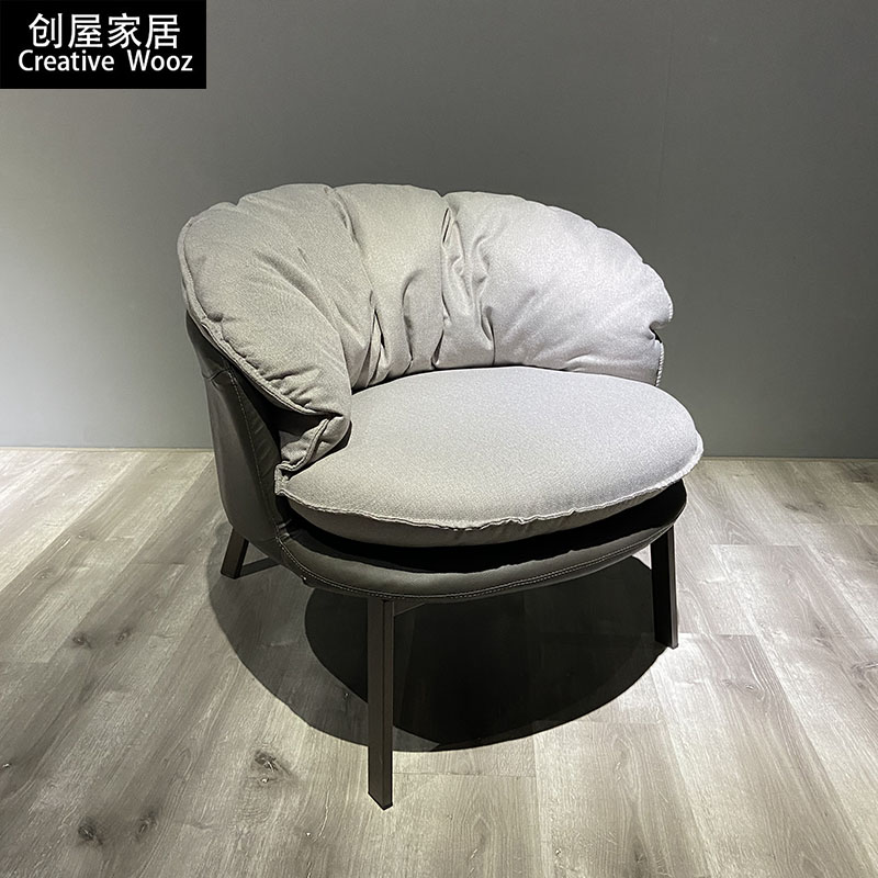 Italian Style Single Sofa Chair Nordic Light Lavish Leisure Chair Living Room Coffee Hall Modern Minimalist Iron Art Designer Single Chair