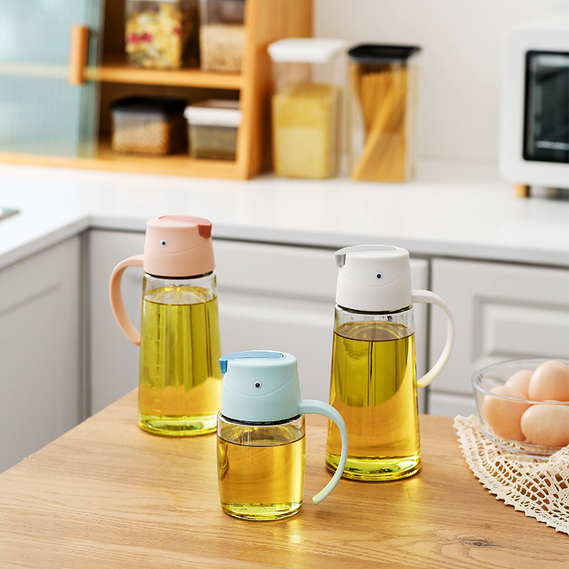 Japan-style Glass Oil Pot in oil pouring oil Automatic opening and closing leakproof kitchen Home Large capacity sauce Vinegar Oil Bottle Oil Bottle