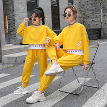 Not the same parent-child clothing 2021 new spring and autumn girls sports suit foreign style bombing street Net red loose female womens clothing