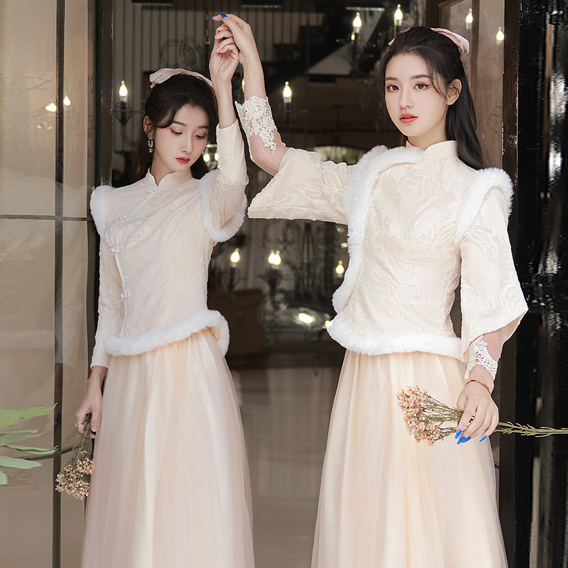 Bridesmaid's clothes in winter wear Chinese machia suit and sister group Classical China Wind Qipao Skirt Long Sleeve Bridesmaid Dress