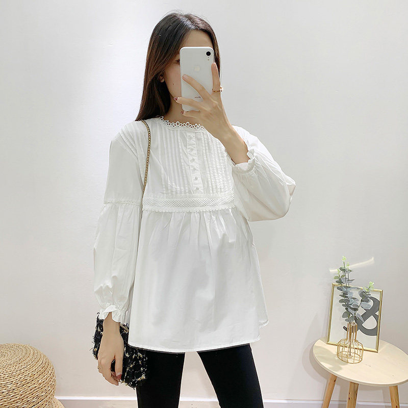 Pregnant women spring shirts new Korean version of large size loose medium-long bottom top fashion wild lace T-shirt skirt