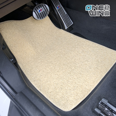 汽车通用优质丝圈脚垫60*4cm