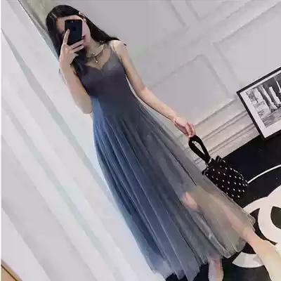 Early autumn dress 2021 New Spring French show slender long version fairy temperament retro mesh sling base skirt