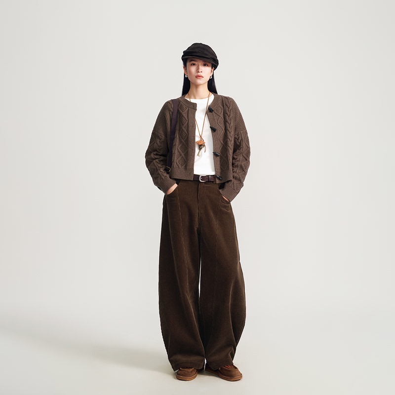 【Twist Series】Embossed Chunky Knit Handmade Sweater with Toggle Button, Short Knit Cardigan Jacket in 2 Colors 【Twist Series】Embossed Chunky Knit Handmade Sweater with Toggle Button, Short Knit Cardigan Jacket in 2 Colors