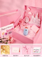 Замок, упаковка с гравюрой, 8000mah