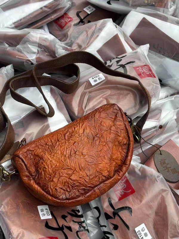 Crazy Zhang 26 Spring Vintage Distressed Handmade Color Rubbed Single Shoulder Crossbody Sheepskin Wrinkled Bag # 4103