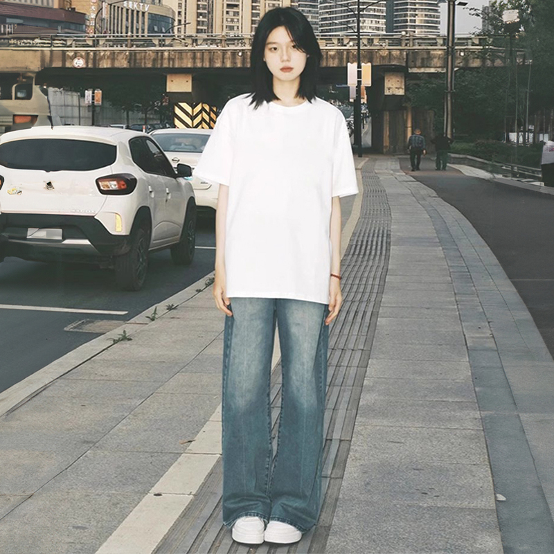 White Short-Sleeve T-Shirt for Women, 2026 New Summer Style, Pure Cotton Half-Sleeve, Unique Design, Solid Color Base Layer Top White Short-Sleeve T-Shirt for Women, 2026 New Summer Style, Pure Cotton Half-Sleeve, Unique Design, Solid Color Base Layer Top