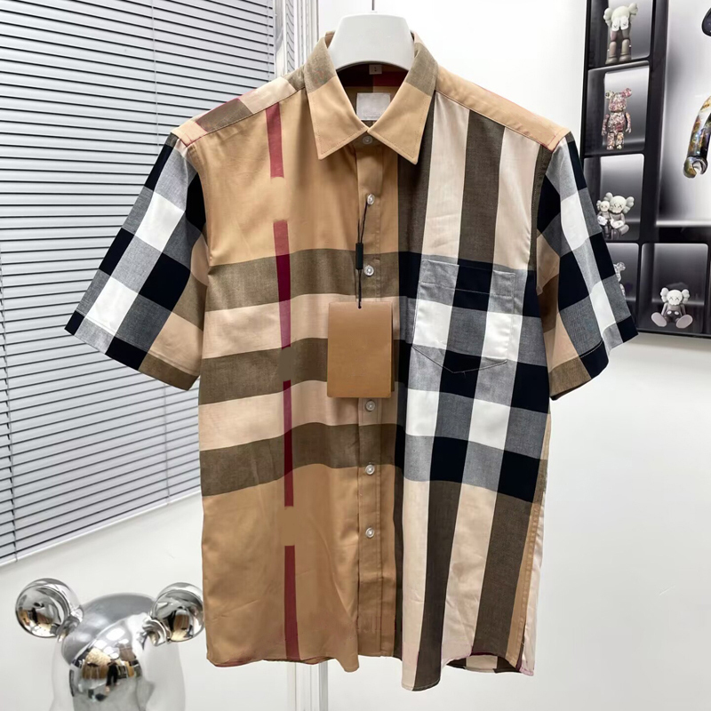 New Summer Men's Short-Sleeved Shirts European Style Business Casual Fashion British Classic Plaid Cotton Shirts Trendy New Summer Men's Short-Sleeved Shirts European Style Business Casual Fashion British Classic Plaid Cotton Shirts Trendy