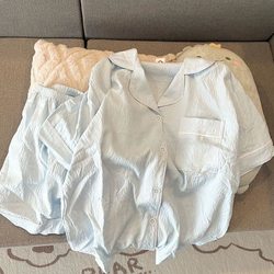2025 여름 새 구름 면화 yarn pajamas 여자의 짧은팔 반바지 슈트 여자 캐주얼 홈 옷은 밖에 착용 할 수 있습니다