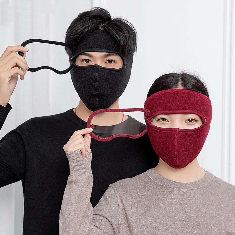 为什么冬天骑车时，爬爬护耳罩既能防风又能时尚加分？