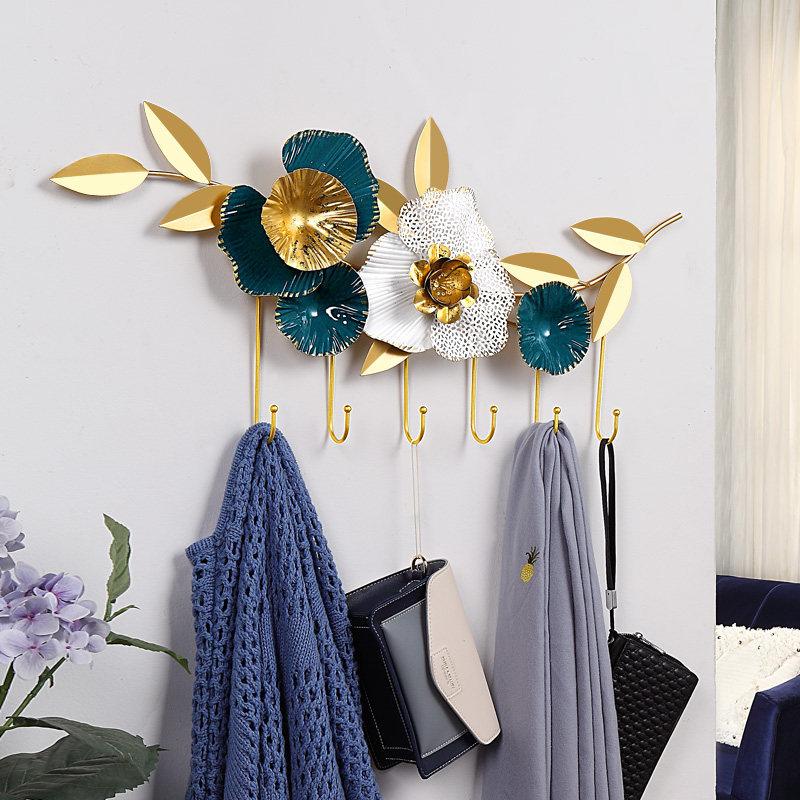 Free to punch in door-to-door Entrance Creative Hood Hook Living-room Genguan Wall-mounted Hanger Wall Light Lavish Decoration Hanger