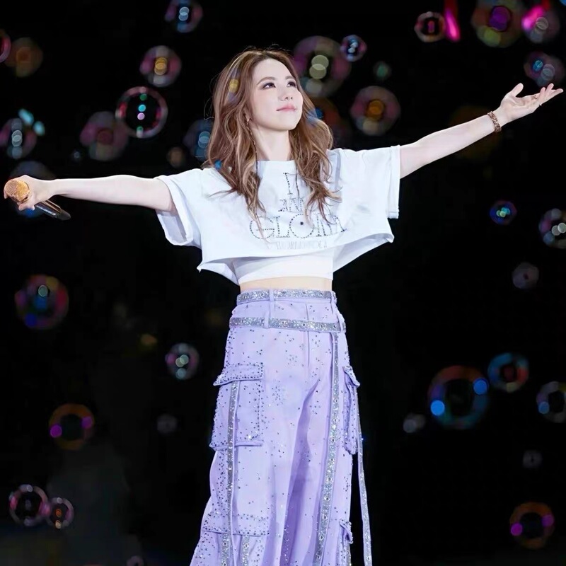 Deng Ziqi 2026 Concert Same Style Rhinestone T-Shirt I Am Gloria Short-Sleeve Crew Neck Pure Cotton Top Merchandise Deng Ziqi 2026 Concert Same Style Rhinestone T-Shirt I Am Gloria Short-Sleeve Crew Neck Pure Cotton Top Merchandise