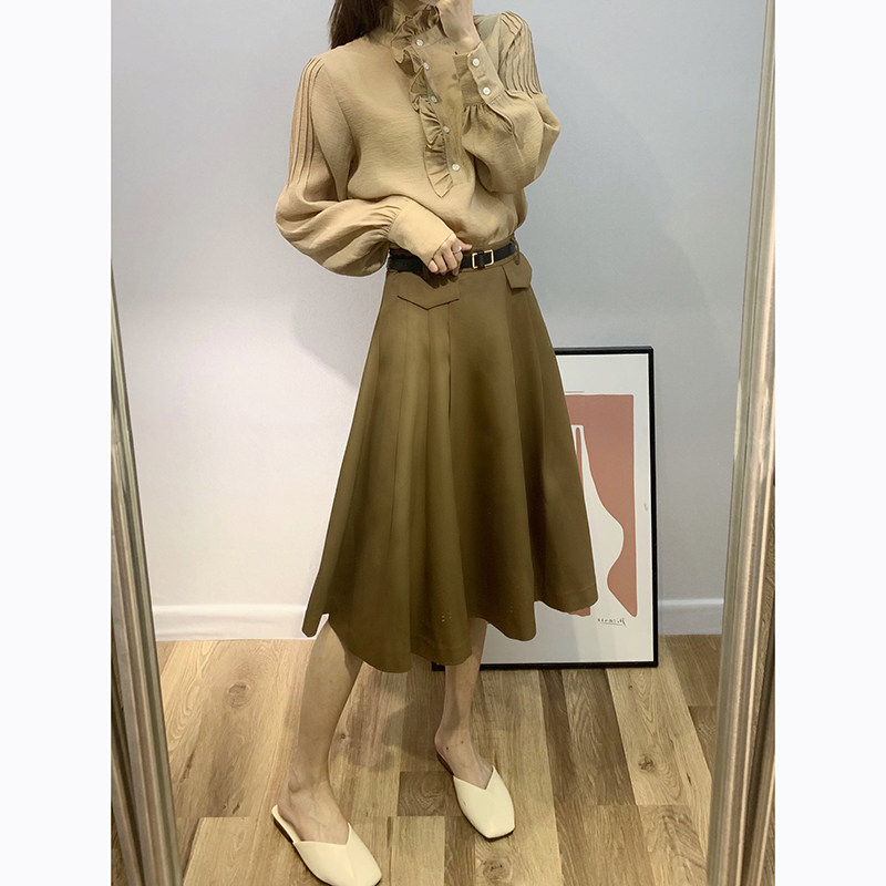 2021 new fall shirt small balsamic wind skirt Career Net Red Fried Street salt can be sweet two-time suit Women's summer