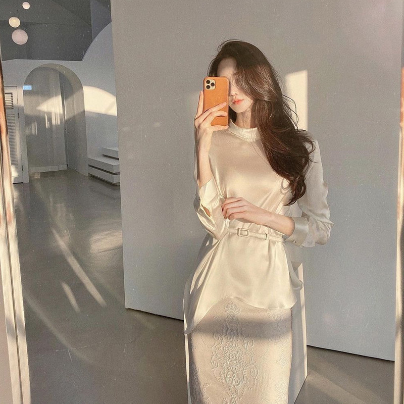 Ultra-fire name Yuanyuan Xiaoxiang Han Opera Sweet Beauty Senior Sense Sister Casual Professional Skirt Two-piece Suit Women Dress Spring