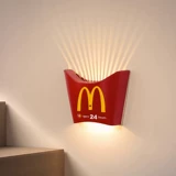McDonald's Fresh Fries Little Night Light Движение подарка подарки девочки подают девушку подругу подруга мальчики для мальчиков Qixi Festival