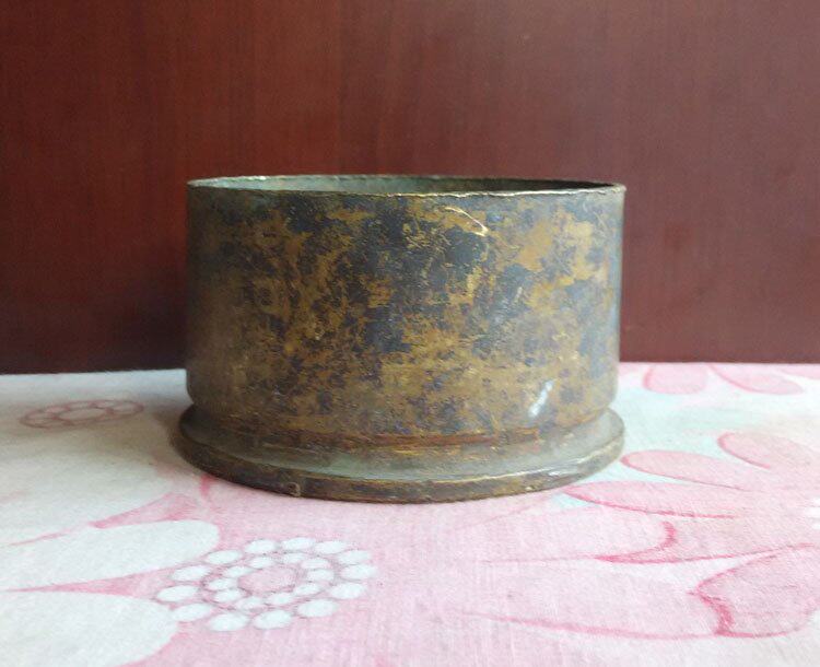 Belonging to the Parish Pulp Thick Eggshell Cigarette Ash 4909