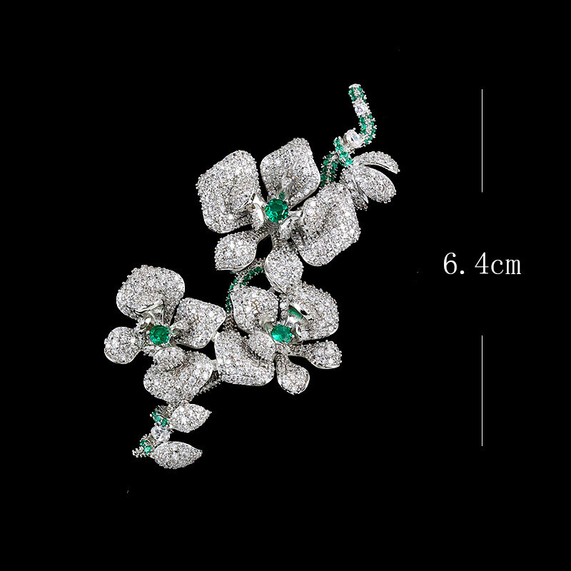 New Heavy Industry Micro-Paved Zircon Camellia Flower Brooch Luxury Elegant Coat Women's Suit Accessories Dinner Corsage