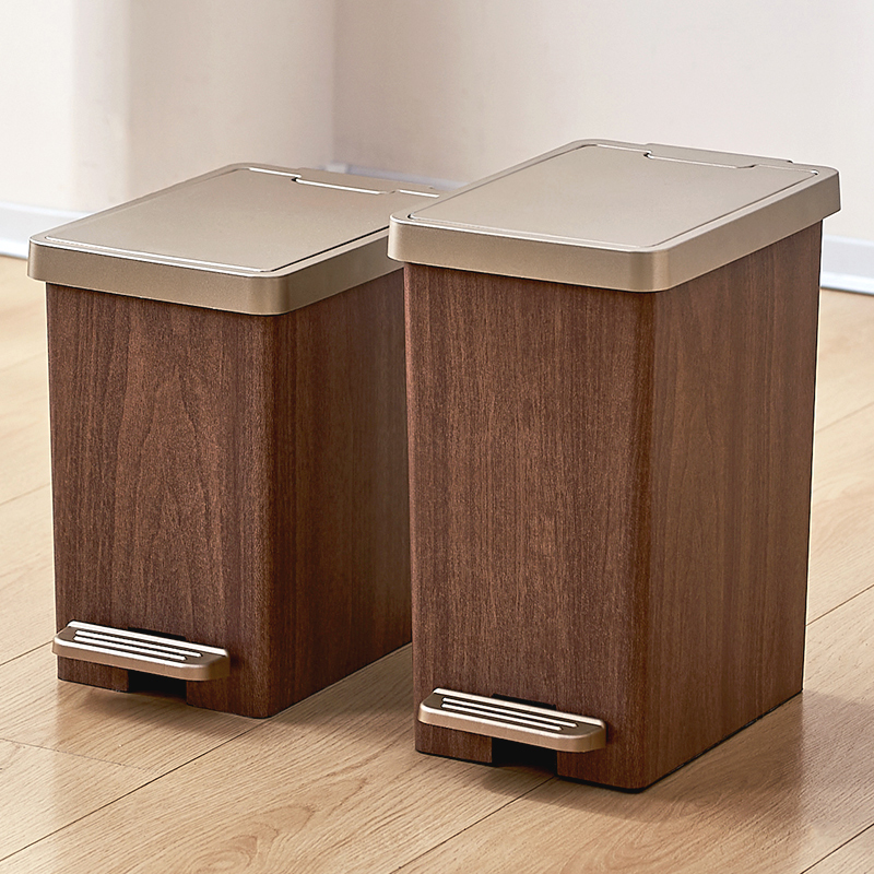 Retro Imitation Wood Grain Trash Can 2026 New Large-Capacity Living Room Kitchen Bathroom Foot-Operated Chinese-Style Paper Basket