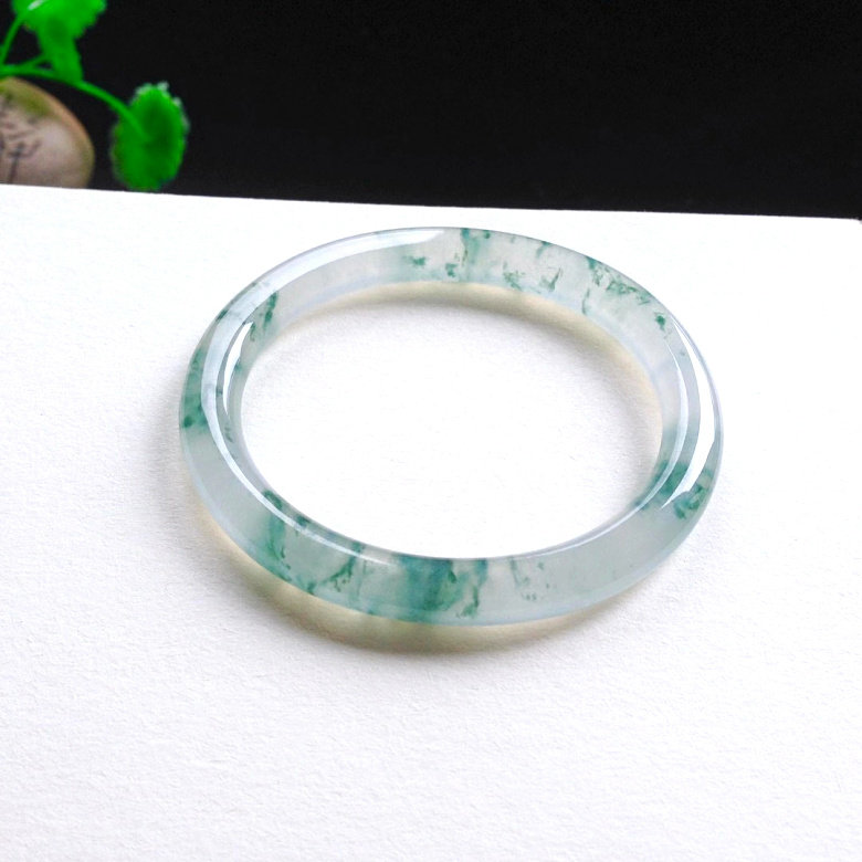 High-end Burmese old pit natural A-cargo jade bracelet round bar ice species floating flower jade bracelet with certificate jade female models
