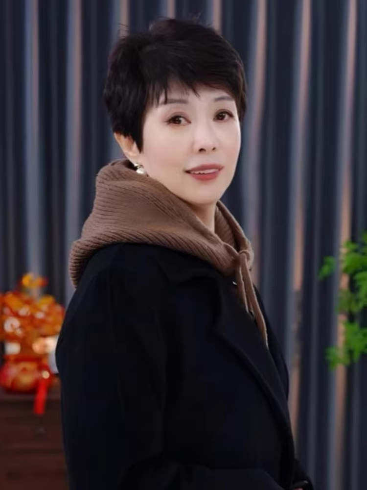 Balaclava Autumn and Winter Pullover Neck Warmer Thickened Warm Scarf Integrated Hat for Women 2025 New Model