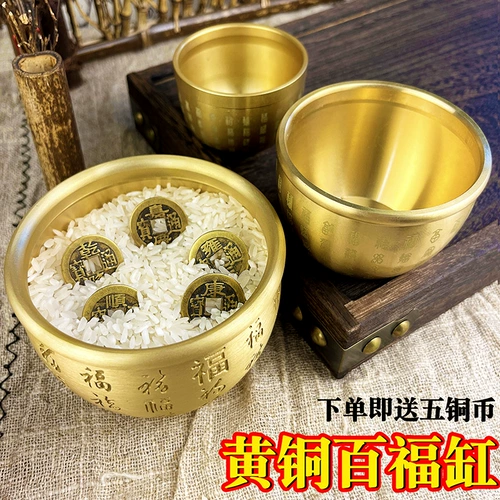 Креативный латунный декор для гостиной