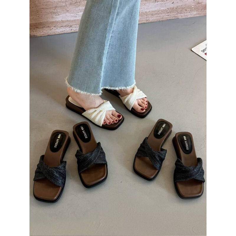 Square-Toe Woven Thick-Soled Wedge Flip-Flops for Women, Summer Outdoor Wear, 2026 New Style Sandals, French Resort Style Slippers