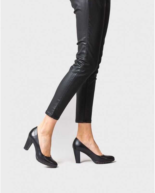 Wonders Spanish Imported High-Heeled Platform Shoes with Chunky Heels, Solid Color, Versatile for Business and Commuting, Women's Single Shoes Wonders Spanish Imported High-Heeled Platform Shoes with Chunky Heels, Solid Color, Versatile for Business and Commuting, Women's Single Shoes
