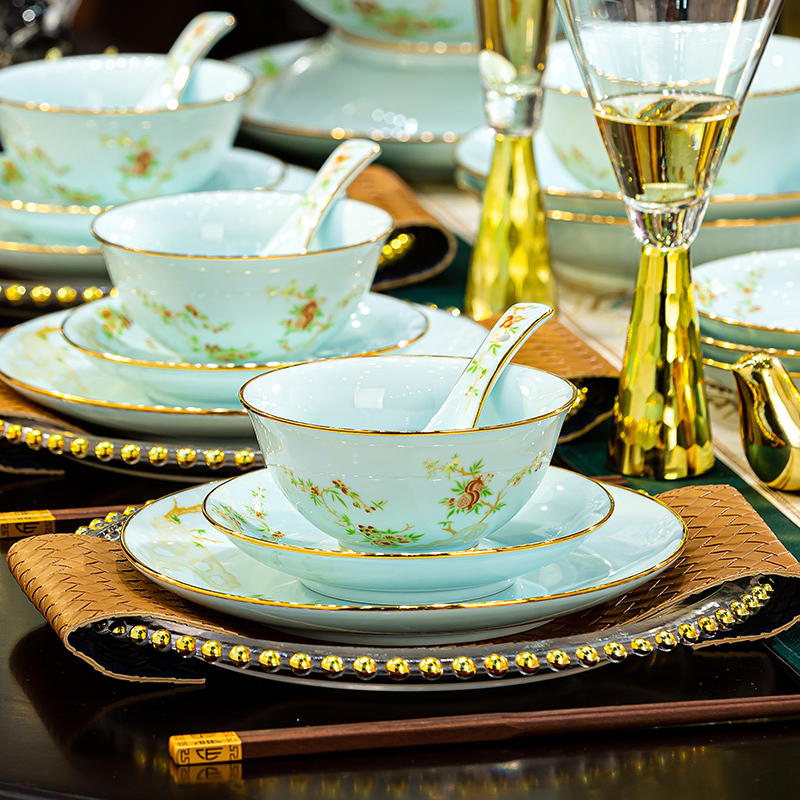 Celadon Tableware Set, High-Temperature White Porcelain with Celadon Glaze, Bowls and Plates for Home Use, Healthy Celadon Bowls, Microwaveable Tableware, Suitable for Gifting