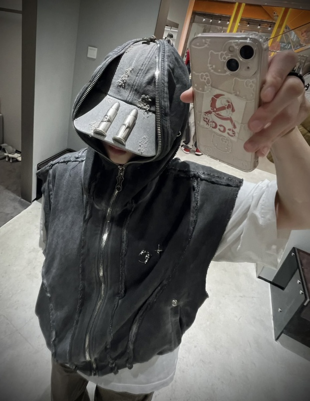 Thug Club Heavy Industry Old Splicing Masked Cut Out Star and Moon Silver Plated Hooded Vest Zipper Vest Jacket