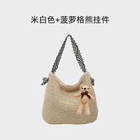 Не совсем белый [ананасовый медведь подвес