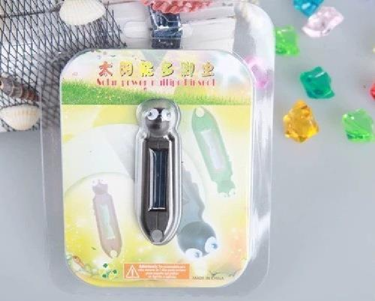 Солнечные игрушки 太阳能蜘蛛昆虫蟑螂蚂蚱小跑车玩具新奇特科技创意实验思维定制 German/only banquet
