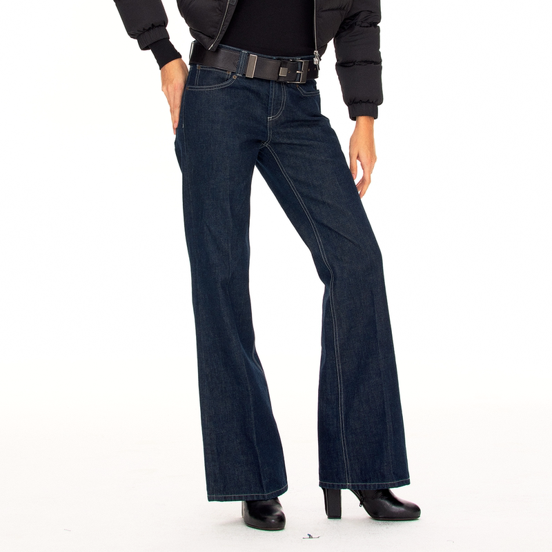Fax Copy Express* Classic Cross-Pattern Raw Denim 000 Low-Rise Slightly Flared Slim-Fit Jeans