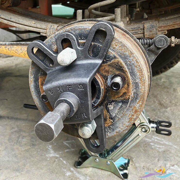 Rear wheel inner bearing rear axle Rama brake drum detacher for three-wheeler Mighty Pile electric tricycle