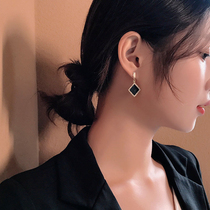Korean black earrings temperament goddess fan retro earrings 2021 New Tide summer sterling silver earrings hypoallergenic