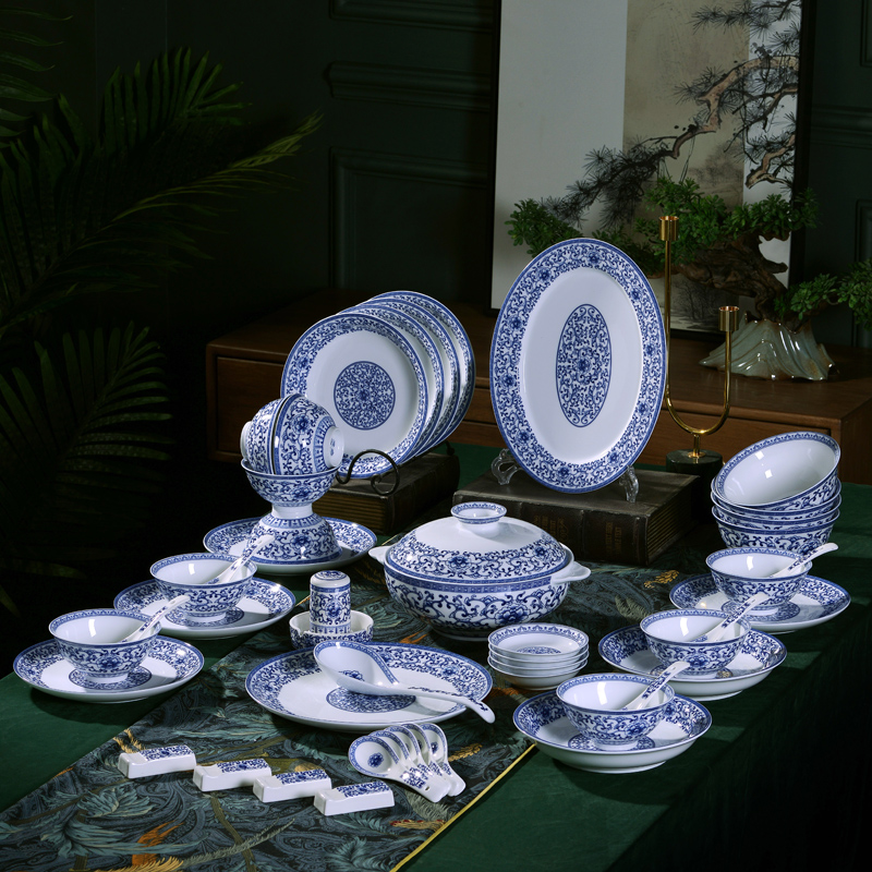 Jingdezhen Qinghua Porcelain Tableware Set Group Chinese Home ceramic dishes Disc Spoon Upscale Gift box Dress Joe Accommodate