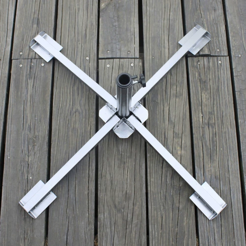 Наружная реклама зонтичная база, солнечный зонтик, складывание четырехлетних железных сидений, скрещенных зонтиков, черно -золотого стали