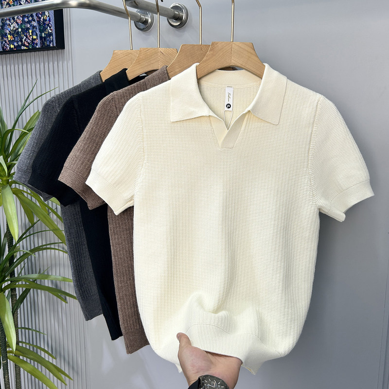 Casual Versatile Seagull V-Neck Plaid Short-Sleeved Knit Shirt for Men, New Spring and Summer Style, Old Money Style Simple Polo Shirt T-Shirt Casual Versatile Seagull V-Neck Plaid Short-Sleeved Knit Shirt for Men, New Spring and Summer Style, Old Money Style Simple Polo Shirt T-Shirt