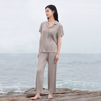 Светлый мокко [856 Женский фонд] Короткие брюки