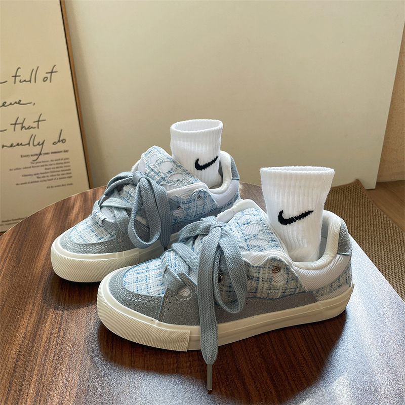 Lei Ge's Home Brand Niche Design Loafers for Women in Ice Blue, 2025 New Versatile Couple Casual Skateboard Shoes for Men