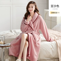 MZD1602 Женщина