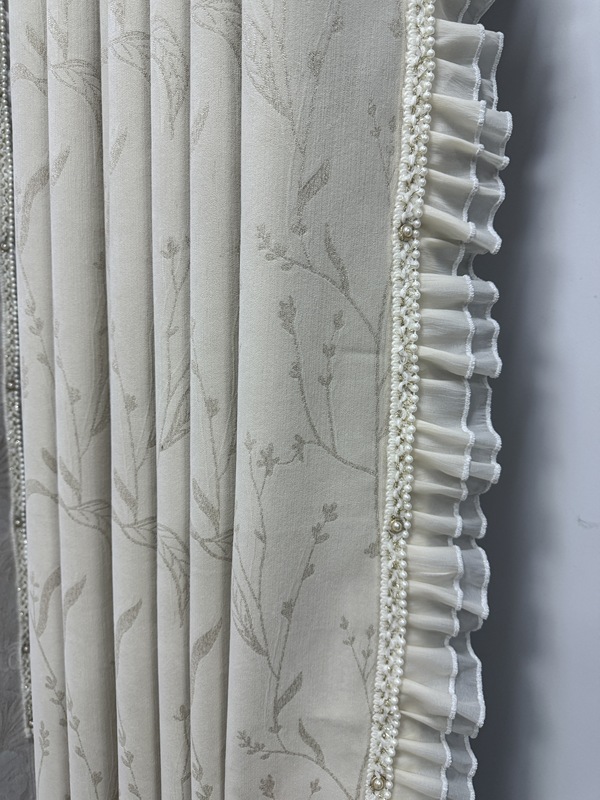 Thick Beige Chenille Jacquard + Lace, Width 5-6- 7m , Height 2.72m , Perforated/Hooked, Minor Flaws Thick Beige Chenille Jacquard + Lace, Width 5-6- 7m , Height 2.72m , Perforated/Hooked, Minor Flaws