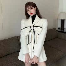 Autumn and winter 2020 woolen jacket woman with loose small plush plush and the new butterfly knot new in the shape of a large coat