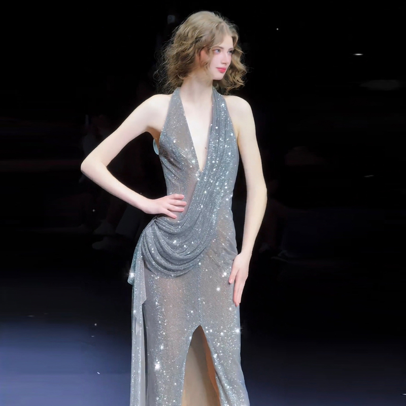 Halter Neck Evening Dress, Stunning and Ethereal, with Intricate Embellishments, Sparkling, High-End Celebrity Host Banquet Bride Mermaid Toast Dress for Women