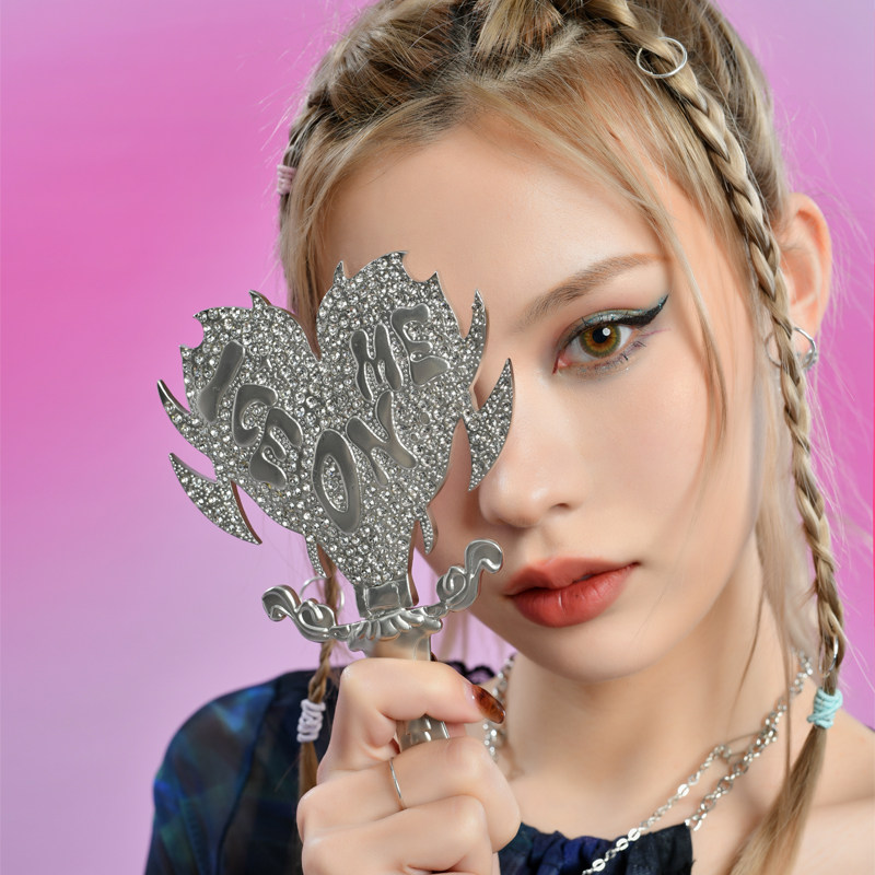 ICEONME You are more beautiful than in the mirror heavy alloy spot drill electroplated pearl nickel diamond inlaid heart mirror