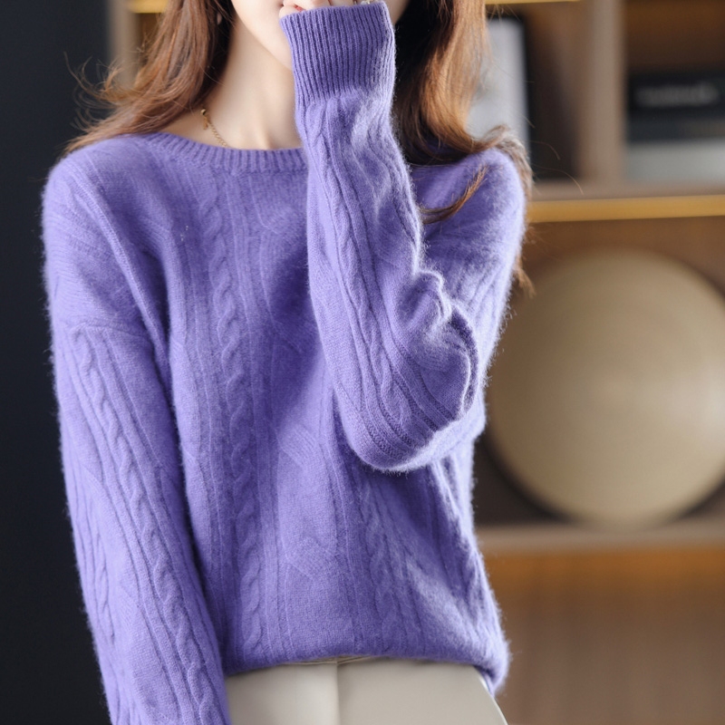 24 Autumn and Winter New Style French-Style High-End Knitted Wool Sweater with Button Pattern, Round Neck Pullover Sweater for Outerwear