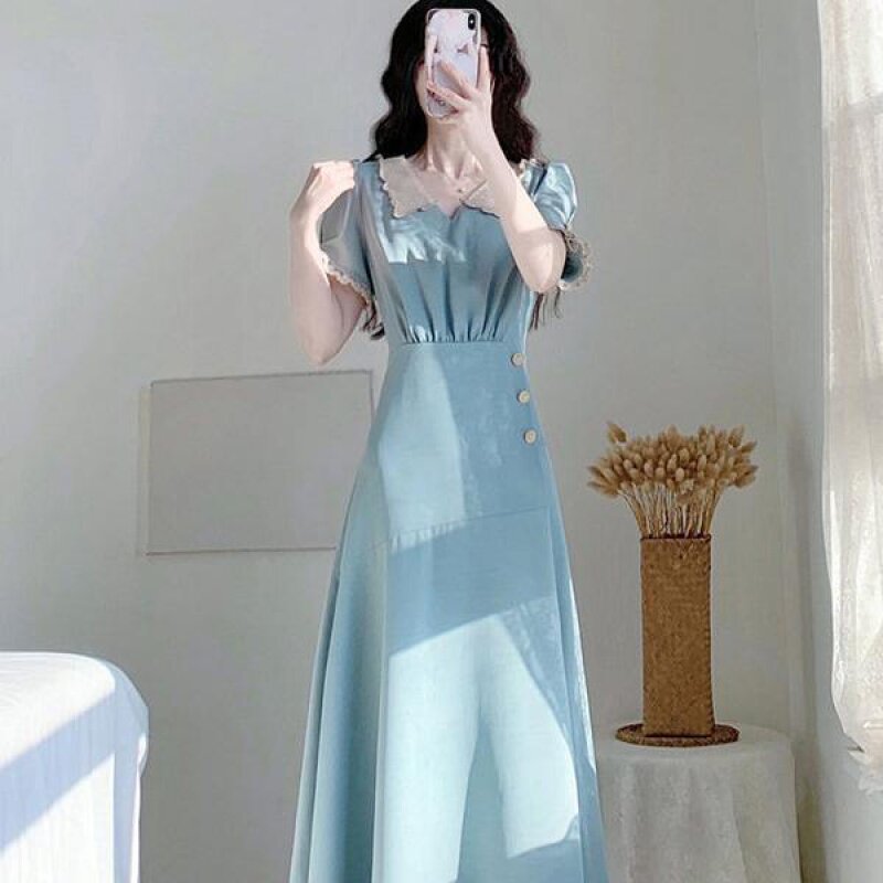 Gentle wind dress women's spring and summer new temperament slim tea break French retro design sense niche