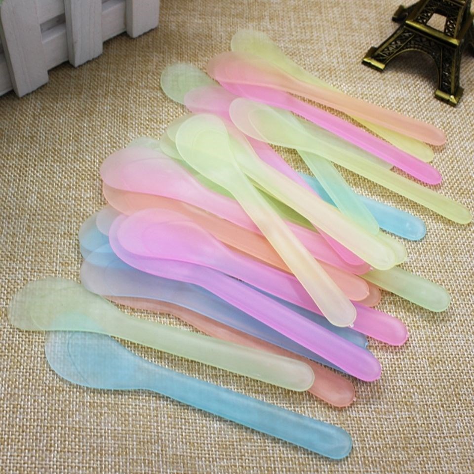100 plastic scraping spoon Scraping Blade Beauty Seam Construction Tool Wall Ground Plane Perineal Corner Press Stitch Tool Press Stitch Sheet