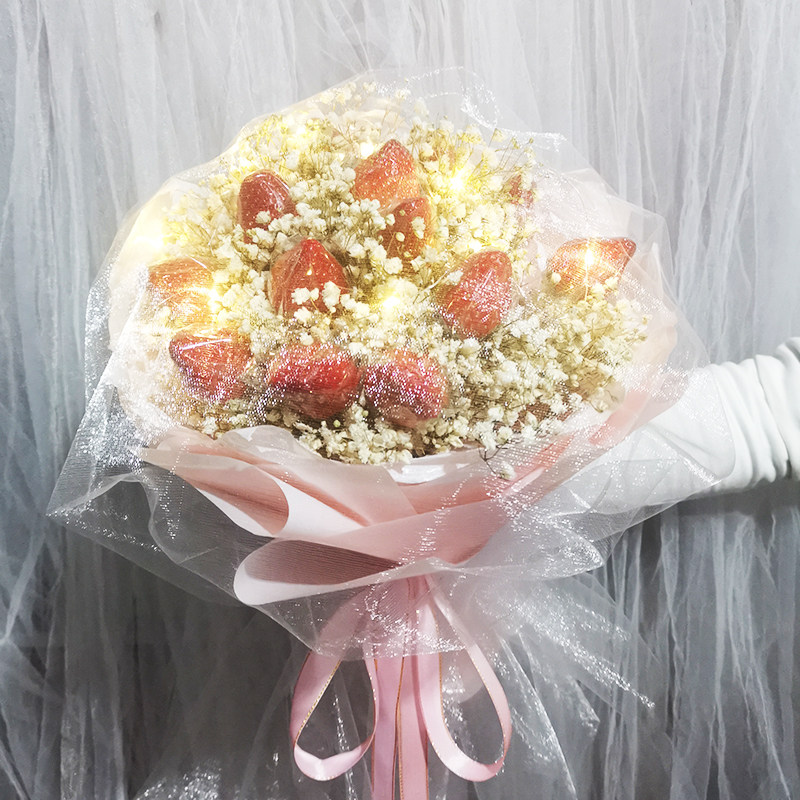 Vibrato glow strawberry bouquet diy packaging material set homemade fruit creative snack birthday gift Christmas