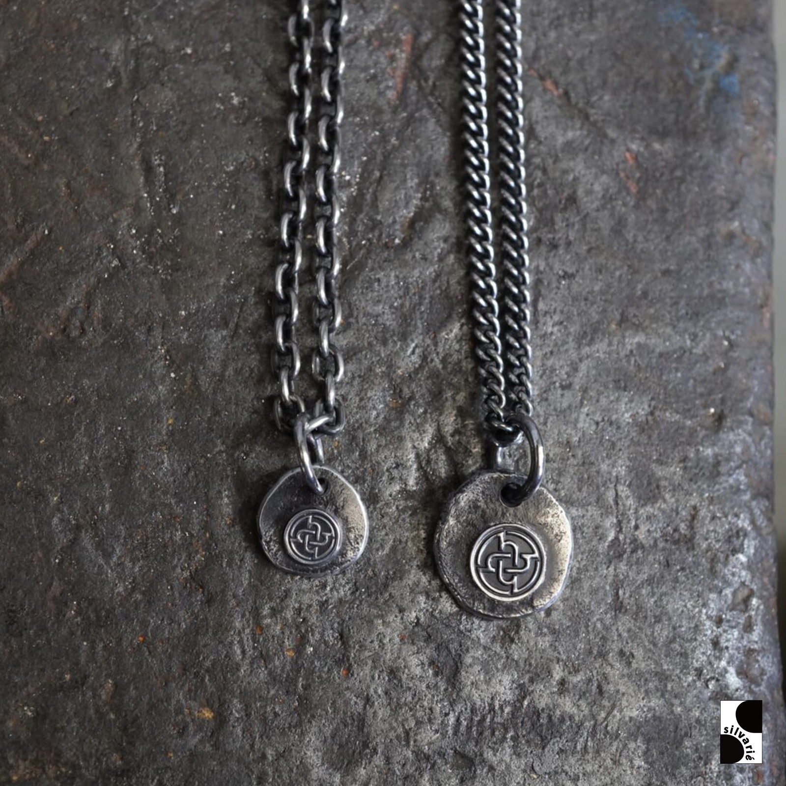 =silvarie=HEMLOCK Japanese craftsman handmade old retro vulcanized black silver lightning logo silver medal