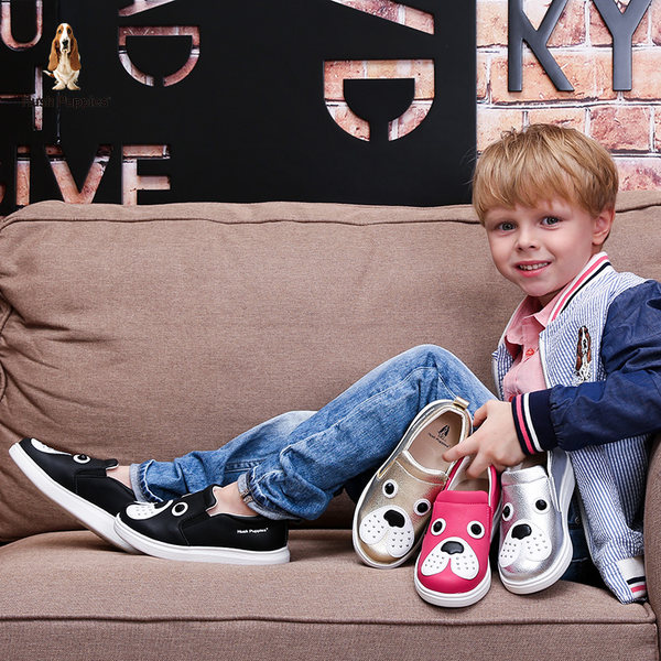 发邮政 Hush Puppies 暇步士 卡通狗狗 儿童板鞋 天猫优惠券折后￥119包邮（￥179-60）男女童多色26~35码可选